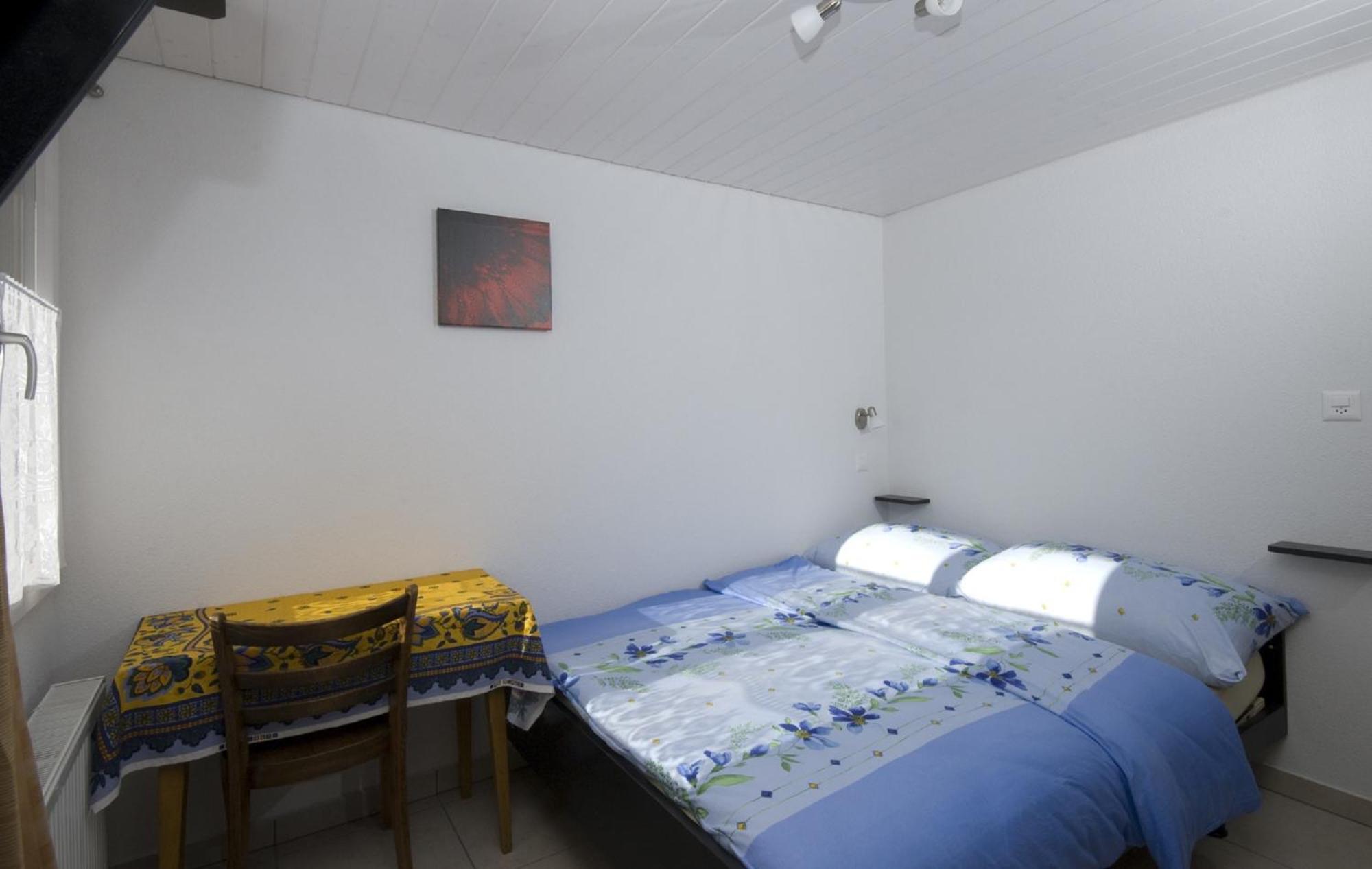Hotel-Gite Rural A 3 Km De Delemont Courcelon Room photo